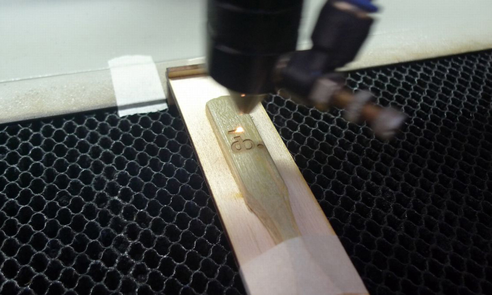 Laserbeest object graveren