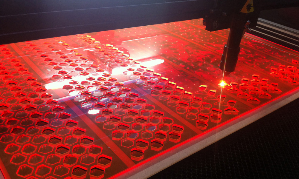 Laserbeest sieraden